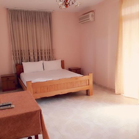 Hotel Blendi Дуррес Екстер'єр фото