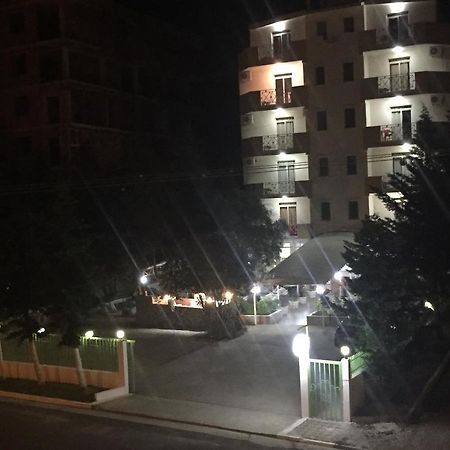 Hotel Blendi Дуррес Екстер'єр фото