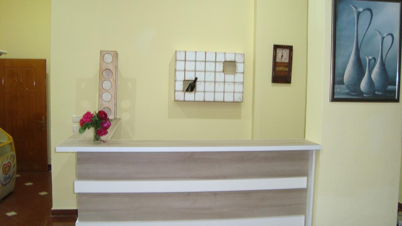 Hotel Blendi Дуррес Екстер'єр фото