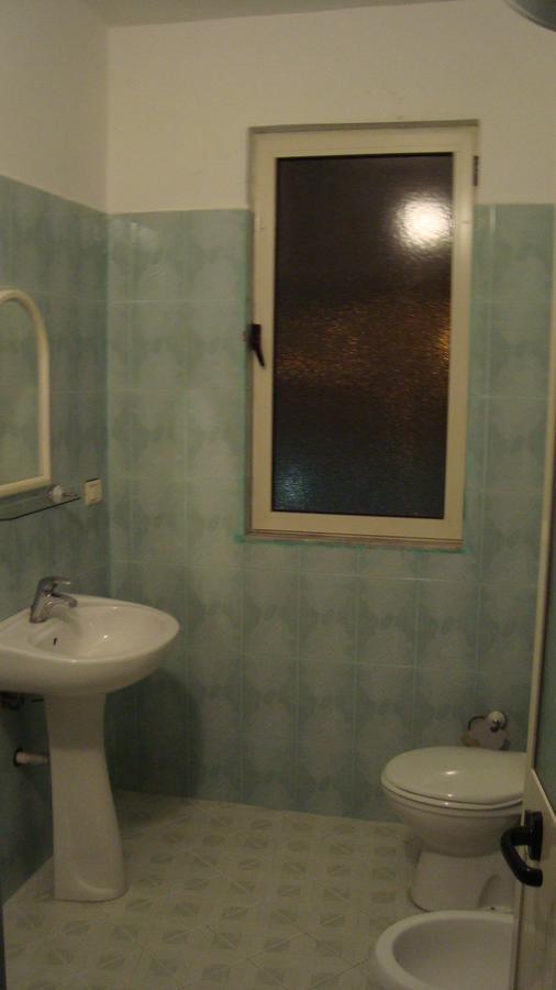 Hotel Blendi Дуррес Екстер'єр фото